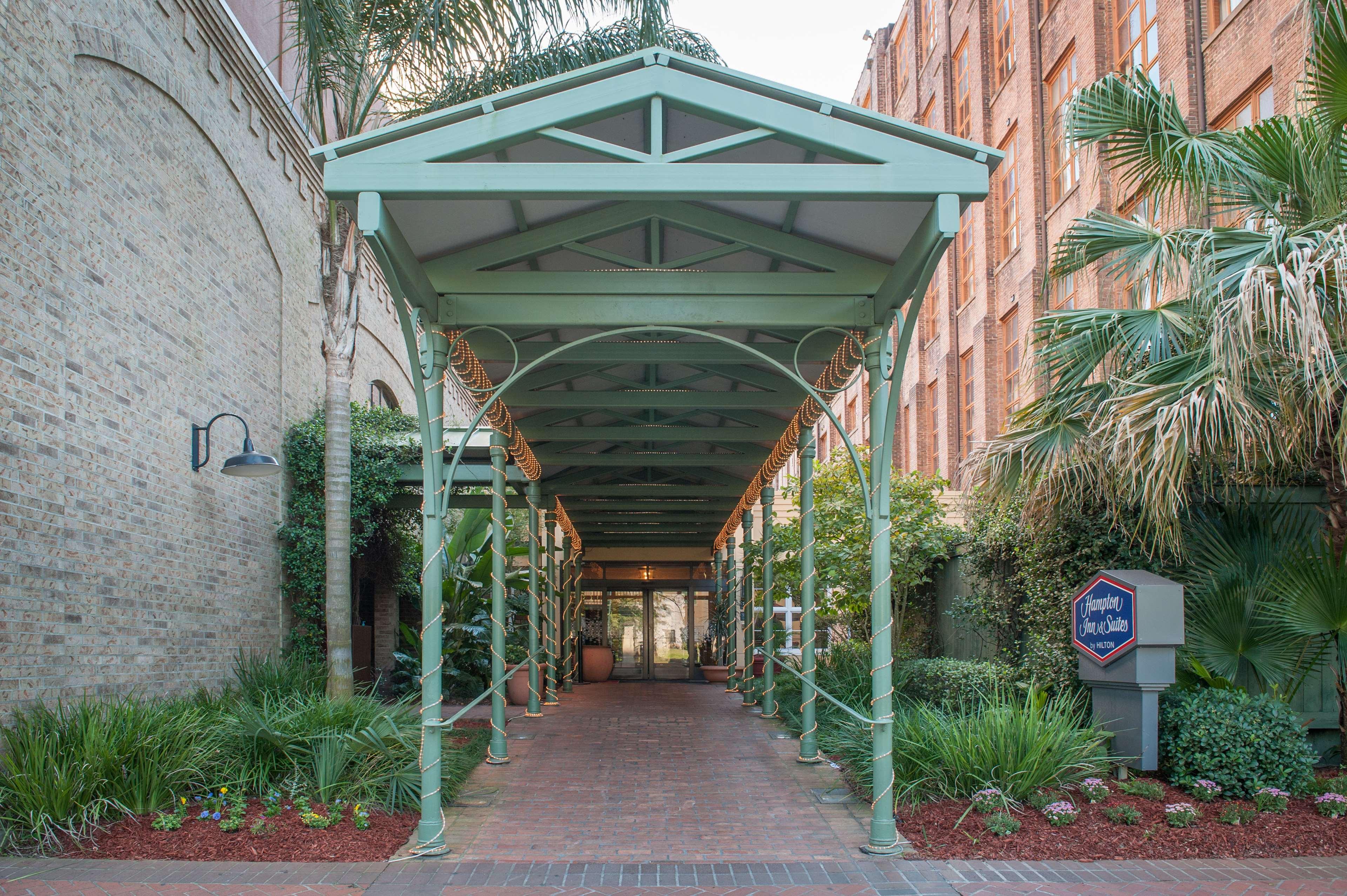 Hampton Inn And Suites New Orleans Convention Center Exteriör bild