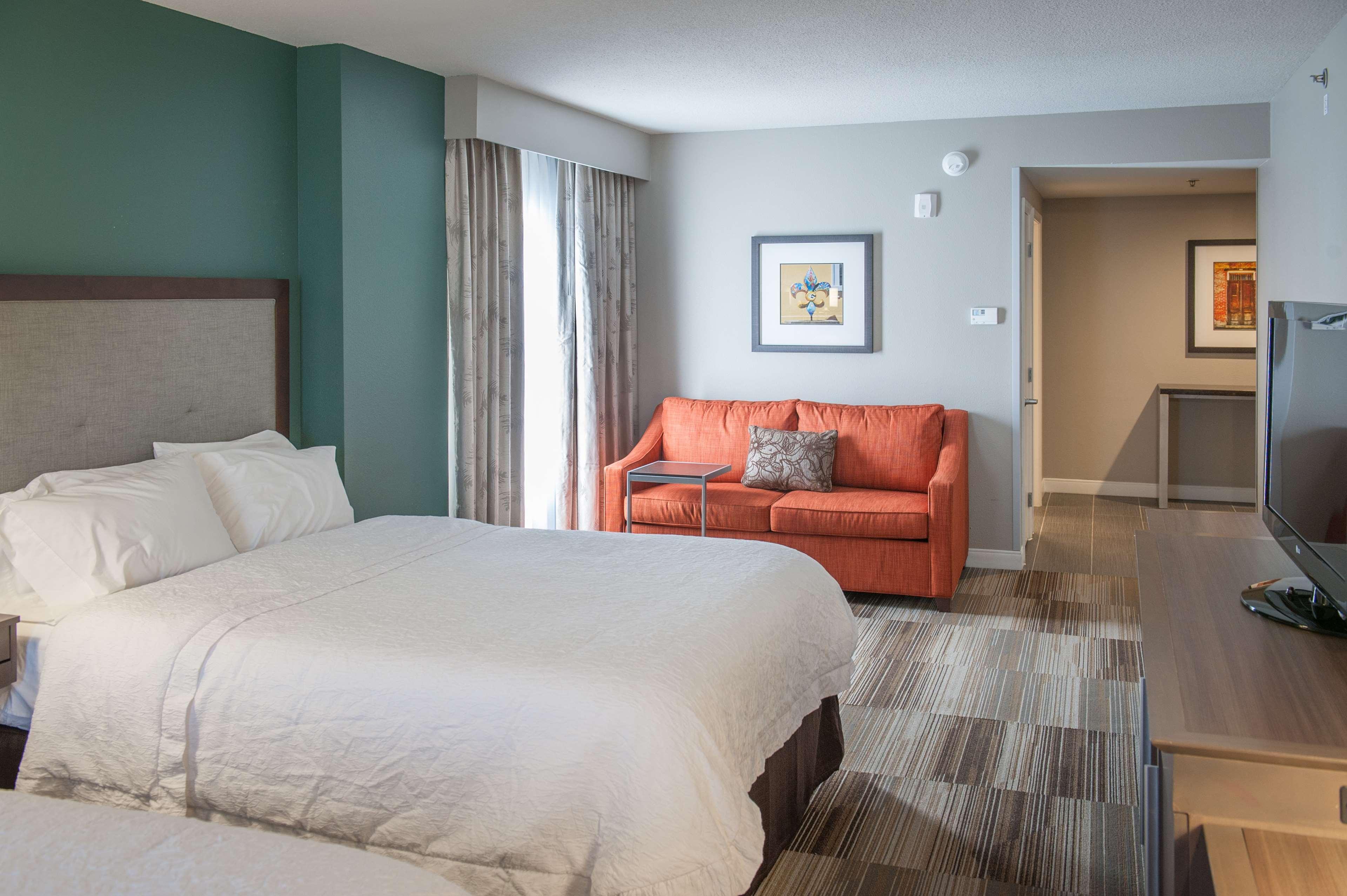 Hampton Inn And Suites New Orleans Convention Center Exteriör bild